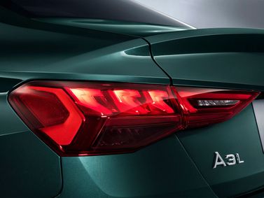Audi A3 IV (8Y)، سيدان L — المصباح الخلفي
