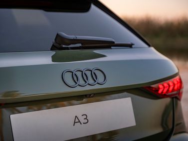 Audi A3 عملية فيس ليفت IV (8 سنوات)، هاتشباك 5 أبواب Sportback — الجزء الخلفي من السيارة عن قرب