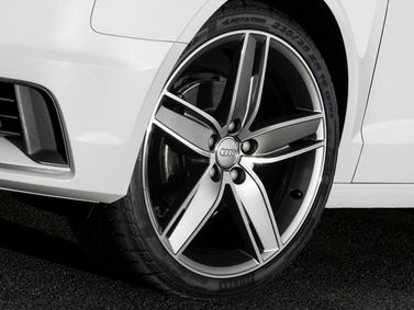 Audi A3 III (8 فولت)، سيدان — جنط العجلة