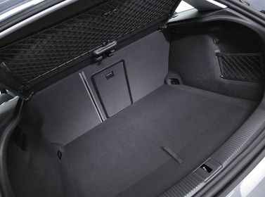 Audi A3 II (8P) II (8P) فيس ليفت 1، هاتشباك 5 أبواب Sportback — حجرة الأمتعة