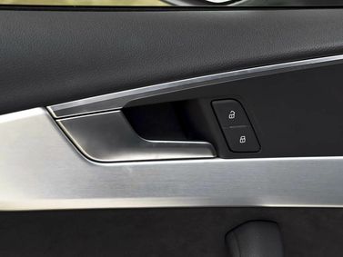 Audi A4 V (B9)، سيدان Long — تفصيل داخلي