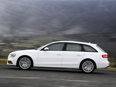 Audi A4 عملية فيس ليفت IV (B8)، واجون 5 أبواب — منظر من الجانب الأيسر