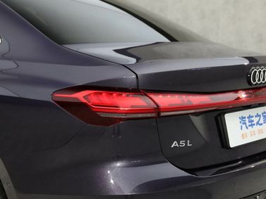 Audi A5 III (B10)، سيدان L — المصباح الخلفي