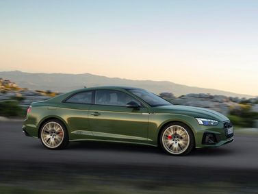 Audi A5 II (F5) Рестайлинг, Купе — вид спереди справа