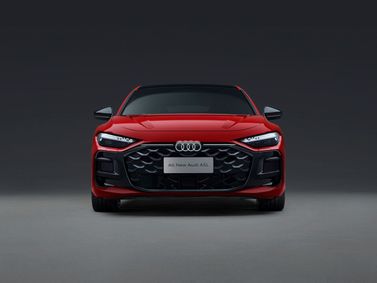 Audi A5 III (B10)، ليفتباك L — منظر أمامي