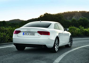 Audi A5 I (8T) فيس ليفت I (8T)، كوبيه — منظر خلفي أيمن