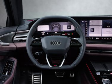 Audi A6 السادس (C9)، سيدان L — عجلة القيادة