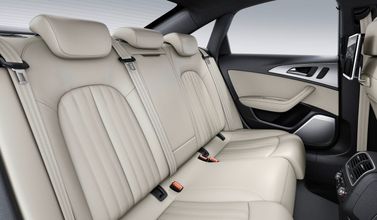 Audi A6 عملية فيس ليفت IV (C7)، سيدان — المقاعد الخلفية