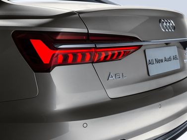 Audi A6 V (C8)، سيدان L — المصباح الخلفي