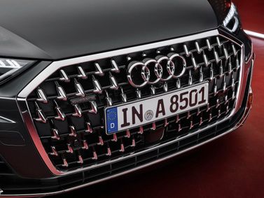 Audi A8 IV (D5) Рестайлинг, Седан Long — решётка радиатора