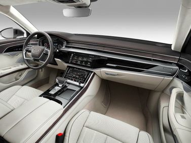 Audi A8 IV (D5)، سيدان Long — لوحة القيادة