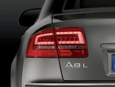Audi A8 فيس ليفت II (D3) II (D3)، سيدان Long — المصباح الخلفي