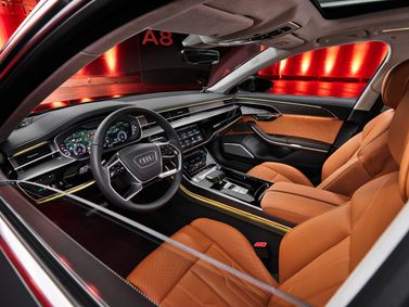Audi A8 IV (D5) Рестайлинг, Седан Long — место водителя