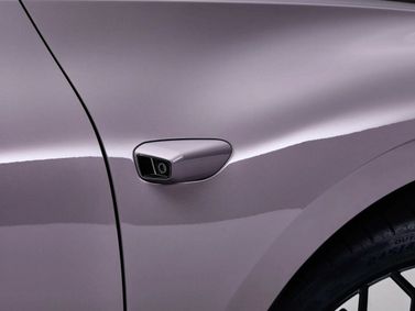 Audi E5، واجون 5 أبواب — مرآة جانبية