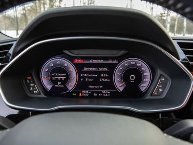 Audi Q3 Sportback II (F3), Внедорожник 5 дв. — панель приборов