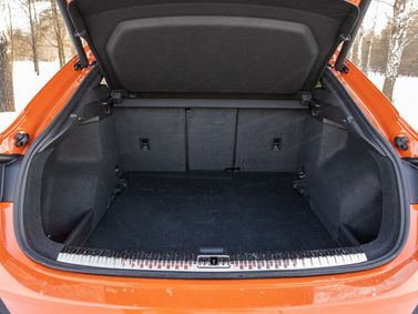 Audi Q3 Sportback II (F3), Внедорожник 5 дв. — багажное отделение