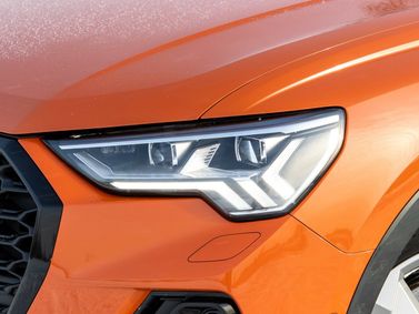 Audi Q3 Sportback II (F3), Внедорожник 5 дв. — передняя фара