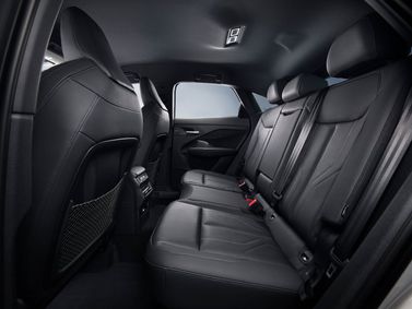 Audi Q3 Sportback III (FJ), Внедорожник 5 дв. — задние сиденья