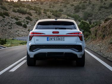 Audi Q3 Sportback III (FJ), Внедорожник 5 дв. — вид сзади