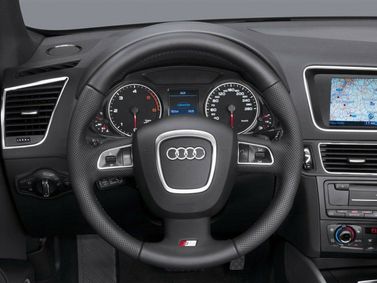Audi Q5 I (8R)، دفع رباعي 5 أبواب — عجلة القيادة