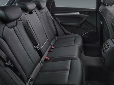 Audi Q5 II (FY), Внедорожник 5 дв. L — задние сиденья