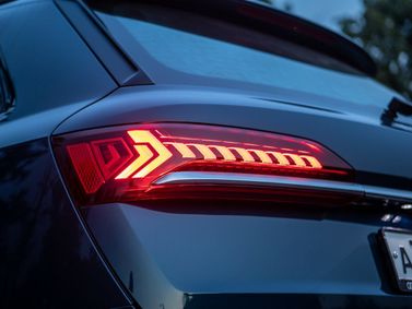 Audi Q7 عملية فيس ليفت II (4M) II (4M)، دفع رباعي 5 أبواب — المصباح الخلفي