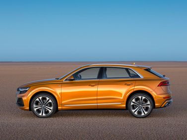 Audi Q8 I (4M), Внедорожник 5 дв. — вид слева