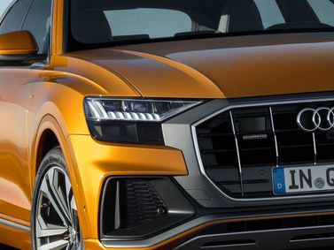 Audi Q8 I (4M), Внедорожник 5 дв. — передняя часть автомобиля крупным планом