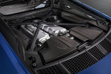 Audi R8 II (4S) Рестайлинг, Купе — моторный отсек