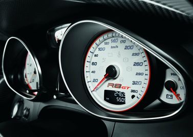 Audi R8 I (الطراز 42)، كوبيه GT — لوحة العدادات