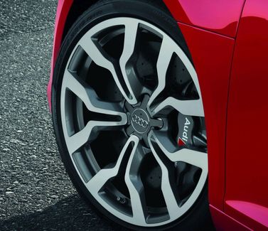 Audi R8 I (الطراز 42) فيس ليفت I (الطراز 42)، رودستر — جنط العجلة