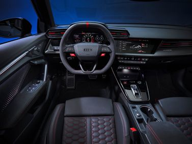 Audi RS 3 III (8Y) Рестайлинг, Седан — место водителя