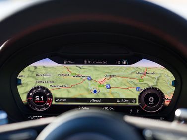 Audi RS 3 II (8V) Рестайлинг, Хэтчбек 5 дв. Sportback — панель приборов