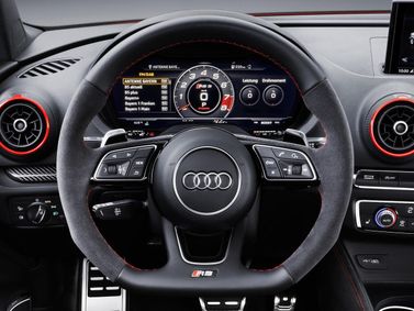 Audi RS 3 فيس ليفت II (8V) II (8V)، سيدان — عجلة القيادة