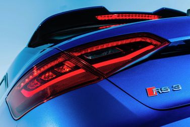 Audi RS 3 II (8V) Рестайлинг, Хэтчбек 5 дв. Sportback — задний фонарь