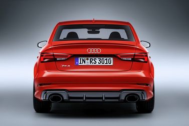 Audi RS 3 فيس ليفت II (8V) II (8V)، سيدان — منظر خلفي