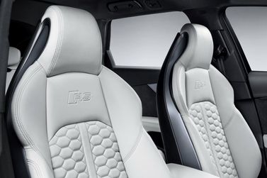 Audi RS 4 IV (B9), Wagon 5 doors — front seats