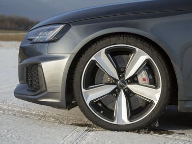 Audi RS 4 IV (B9), Wagon 5 doors — wheel rim