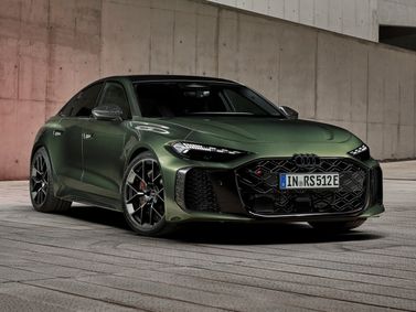 Audi RS 5 III (B10)، ليفتباك — منظر أمامي
