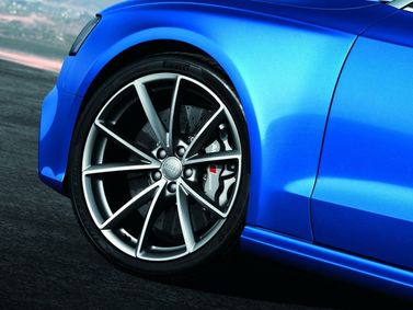 Audi RS 5 I (8T) فيس ليفت I (8T)، قابلة للتحويل — جنط العجلة