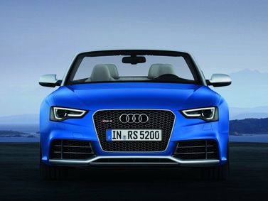 Audi RS 5 I (8T) فيس ليفت I (8T)، قابلة للتحويل — منظر أمامي