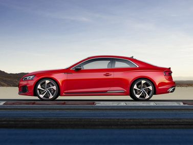 Audi RS 5 II (F5)، كوبيه — منظر من الجانب الأيسر