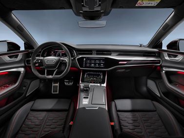 Audi RS 7 II (4K), Лифтбэк — передняя панель