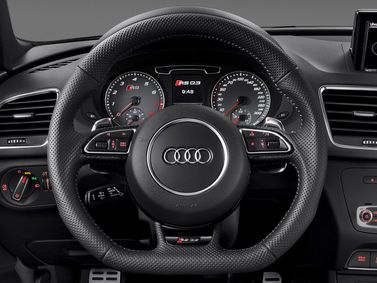 Audi RS Q3 I (8U), Внедорожник 5 дв. — рулевое колесо
