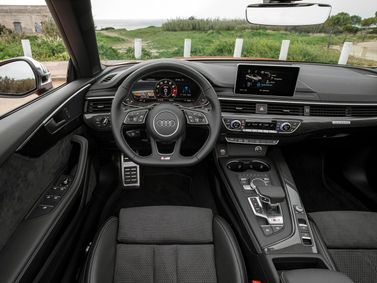 Audi S5 II (F5), Кабриолет — место водителя