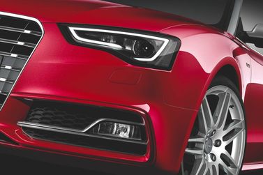 Audi S5 I (8T) فيس ليفت I (8T)، قابلة للتحويل — الجزء الأمامي من السيارة عن قرب
