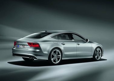 Audi S7 I (4G), Лифтбэк Sportback — вид сзади справа