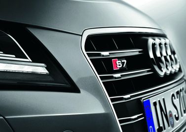 Audi S7 I (4G), Лифтбэк Sportback — решётка радиатора