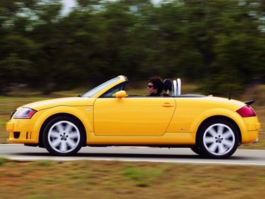 Audi TT I (8N) Рестайлинг, Кабриолет Roadster — вид слева