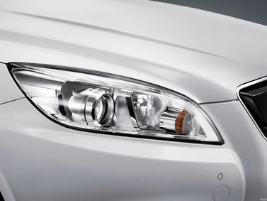 BAIC EU I، سيدان — المصباح الأمامي